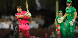 Sydney Sixers: Henriques commits future to men in magenta