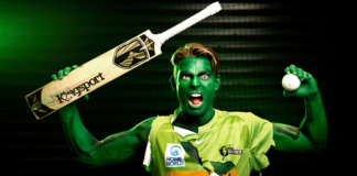 Sydney Thunder: Chris Green channels his inner Hulk to paint Thunder Nation green