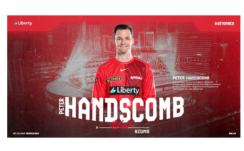 Melbourne Renegades: Handscomb signs with the Renegades