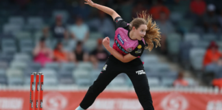 Sydney Sixers pair named in Weber WBBL|09 Team of the Tournament