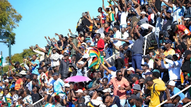 Zimbabwe Crowd