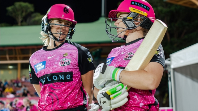 Ashleigh Gardner and Ellyse Perry
