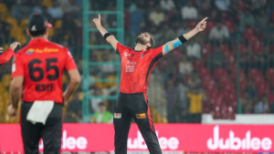 Shaheen Shah Afridi celebrates after taking a wicket during a Pakistan Super League (PSL) 2025 match for Lahore Qalandars.