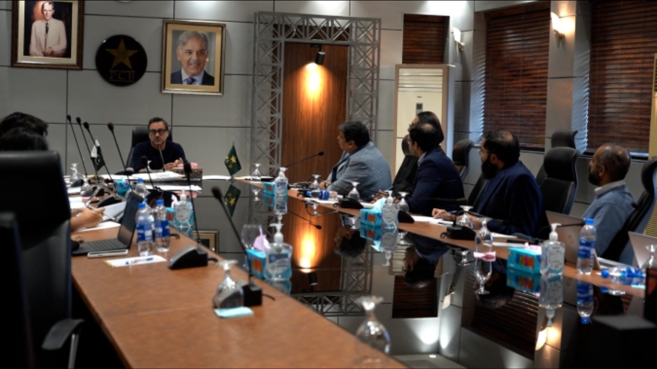 Salman Naseer chairs a Pakistan Super League meeting with officials at the PCB headquarters.