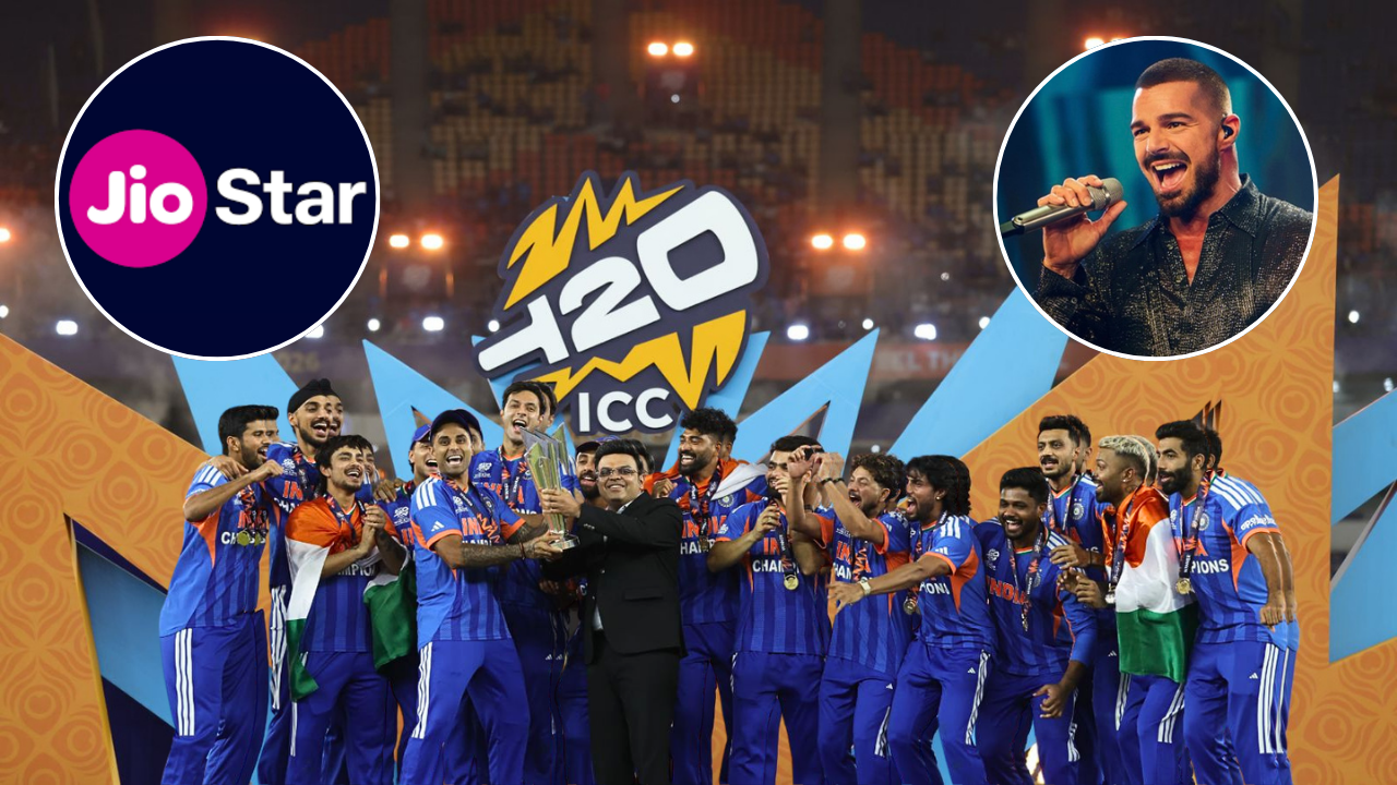 India’s cricket team celebrating with the ICC Men’s T20 World Cup 2026 trophy alongside Jay Shah, with Ricky Martin performing and the JioStar logo displayed.