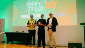 Ben Hardy-Jones, Business Sustainability Lead at Desert Vipers, receives the Biodiversity Award on behalf of the team at the Forever Green Awards 2026 in Malaga.