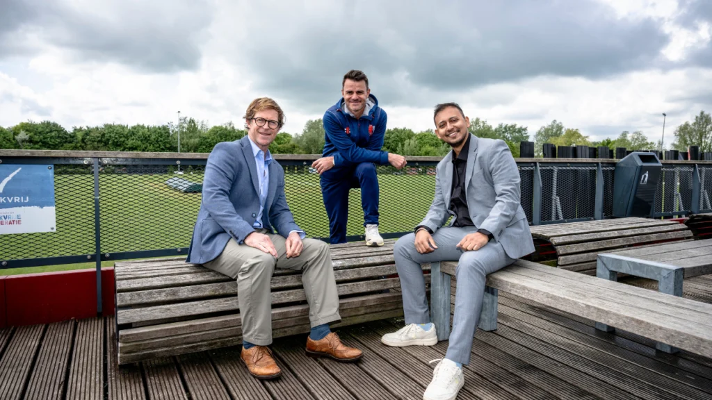 Jonty Rhodes and Shree pose with Rotterdam Dockers head coach and former South Africa international Heino Kuhn at a cricket facility in Rotterdam, Netherlands.