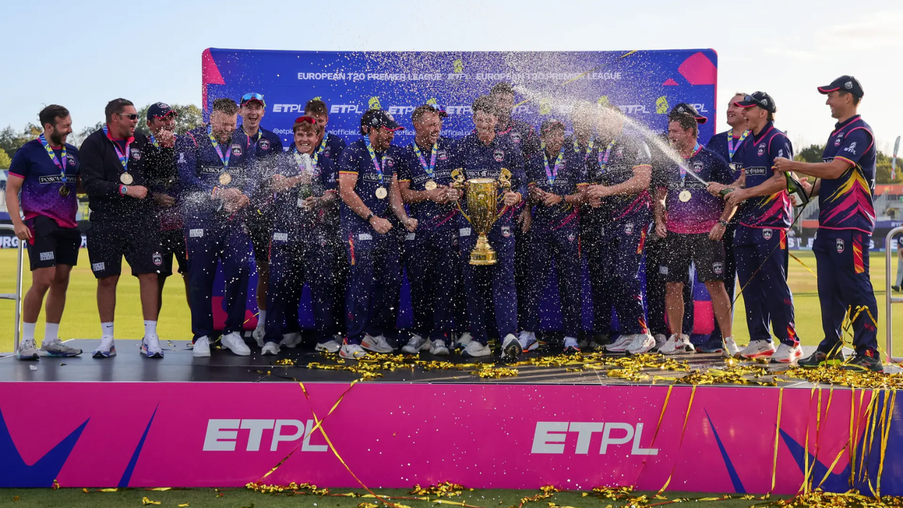 Edinburgh Castle Rockers celebrate their ETPL title win with the trophy