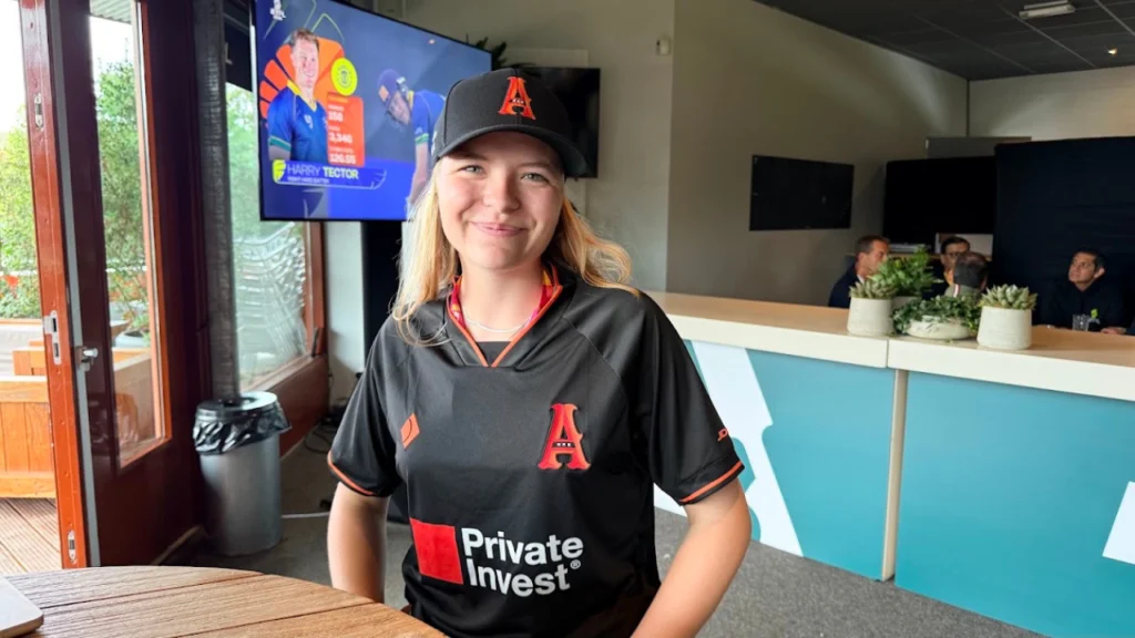 Noor van Rietschote wearing an Amsterdam Flames jersey during the ETPL’s first leg in the Netherlands.